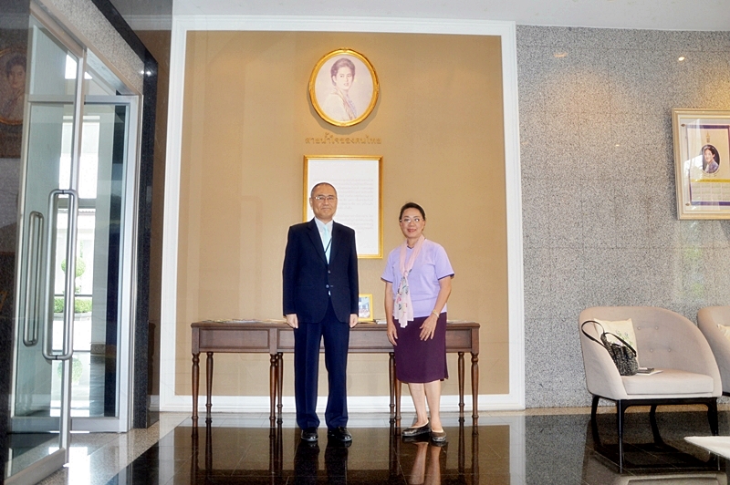 นาย ฮิซาโอะ โฮริโคชิ  ที่ปรึกษา(Counsellor)สถานเอกอัครราชทูตญี่ปุ่นประจำประเทศไทย มีความสนใจเข้าเยี่ยมชมการดำเนินงานของมูลนิธิฯ